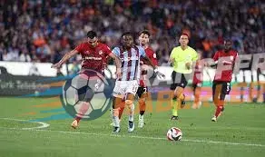 Trabzonspor ile Gaziantep FK Düellosunda Dengeler Değişti: Maçın Kritik Anları ve Taktiksel Bakış
