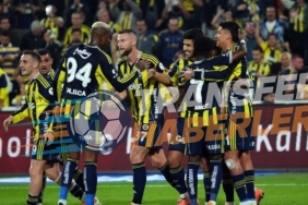 Fenerbahçe Zirveye Yaklaştı, Galatasaray İlk Mağlubiyetini Aldı: Derbi Öncesi Son Durum