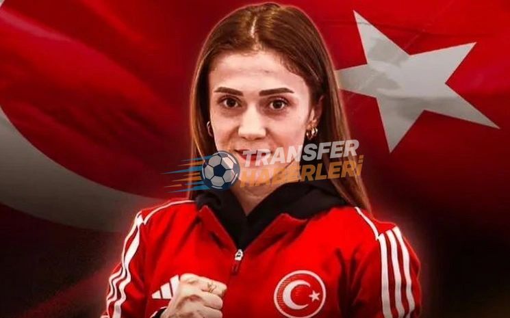 Dünya Şampiyonu Tekvandocularımız Yurda Döndü: Tarihi Başarı İstanbul’da Kutlandı!
