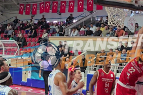 Pizzabulls Cedi Osman ile İLab Basketbol Karşılaşmasında Nefes Kesen Mücadele!