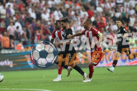 Süper Lig’de Nefes Kesen Haftanın Ardından: Galatasaray, Fenerbahçe ve Trabzonspor’da Son Durum