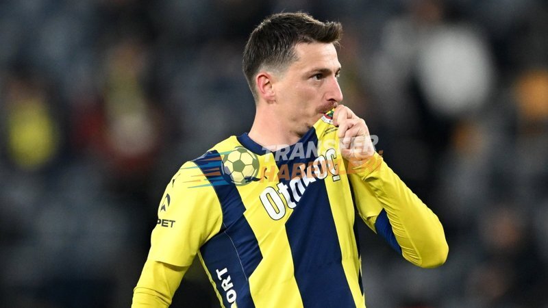 Galatasaray-Fenerbahçe Derbisi: Beklentilerin Altında Kalan Bir Mücadele ve Tartışılan Anlar
