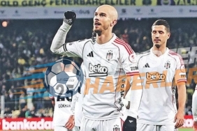 Beşiktaş Derbi Zaferiyle Yükselişte: Gündemde Hadjam, Jørgensen ve Özcan! Trabzonspor’dan Yerli ve Yabancı Hamleler!