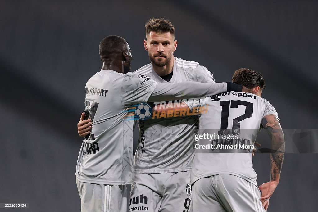 Trendyol Süper Lig 16. Hafta: Hakem Tartışmaları ve Büyük Maçların Yankıları