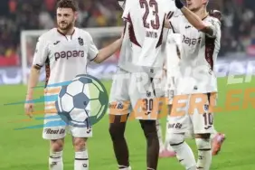 Galatasaray Zirveye Yükseldi, Derbi Heyecanı Dorukta: Gazete Manşetleri